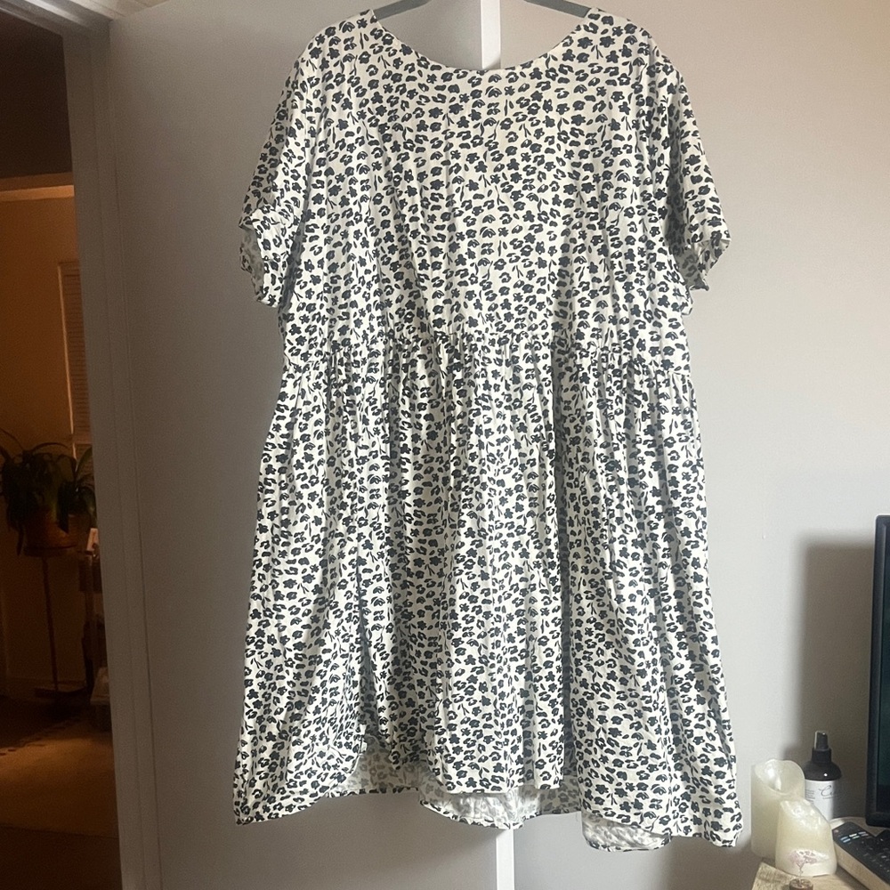 Tradlands Black and White Patterned Dress